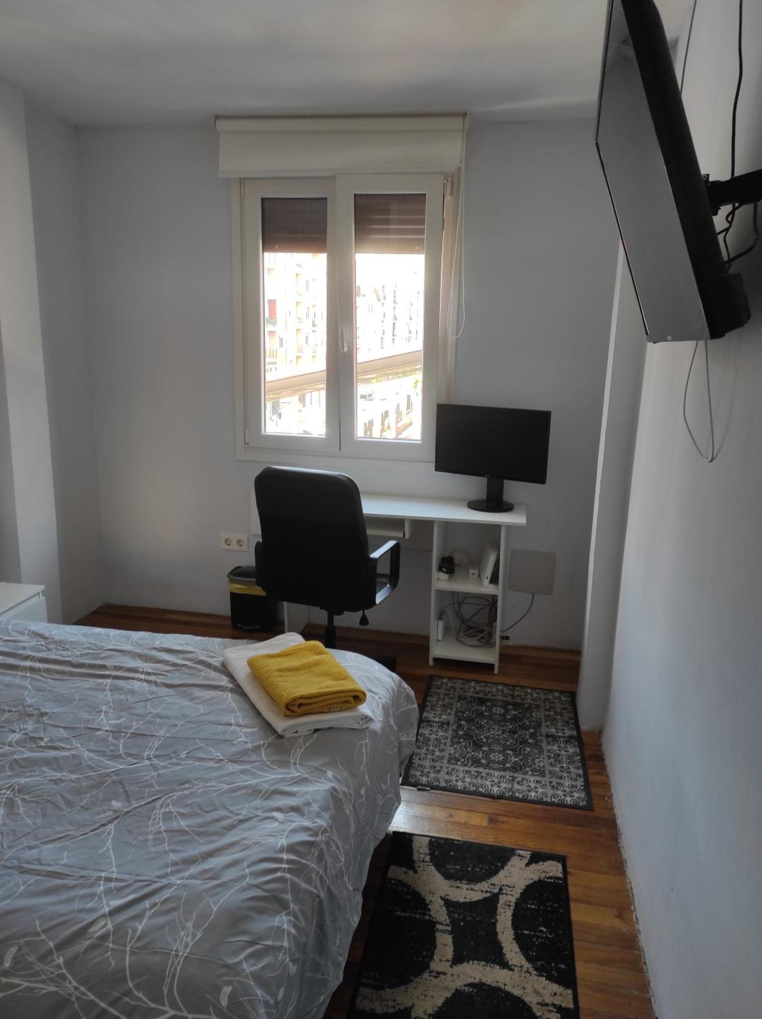 Dormitorio Bego Santurtzi Exterior foto